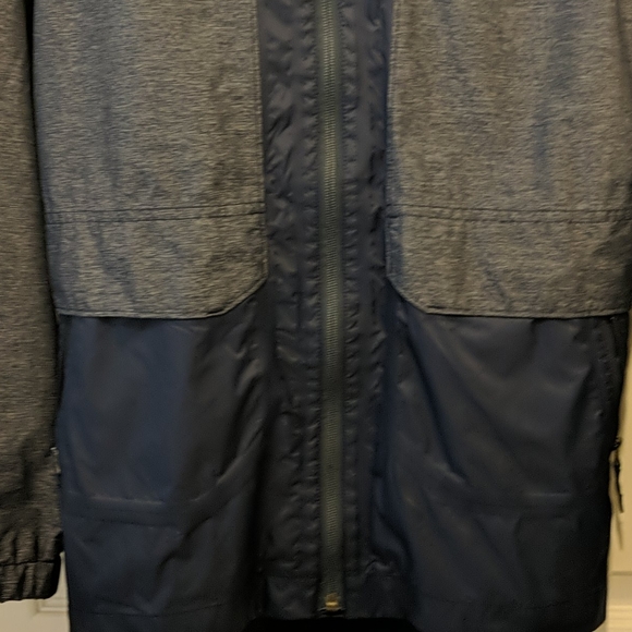 THE NORTH FACE ZIP UP JACKET - Picture 4 of 8